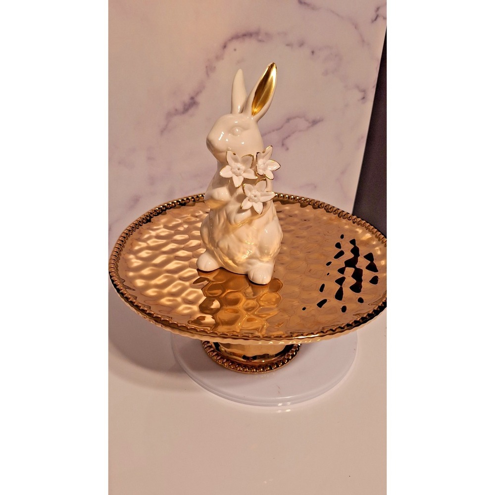 Pampa Bay Porcelain Cake Stand,‎ 11" Gold Matte, With White Porcel Rabbit
